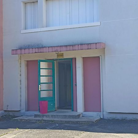 Appartement Tres Bien Place Châteauroux Exteriör bild