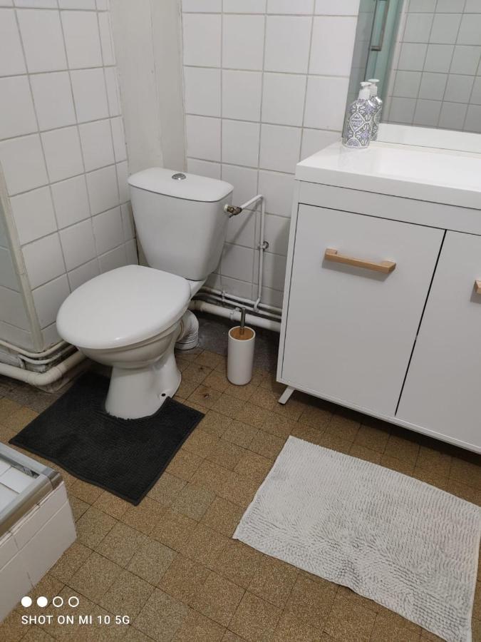 Appartement Tres Bien Place Châteauroux Exteriör bild